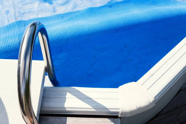 Capa térmica para piscina em Vitória